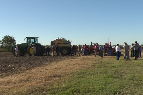 Presentación Sembradora Gherardi G 900 Air Planter - Brondi Maquinarias - Campo Flia. Broder - Distrito Tala, E.Ríos