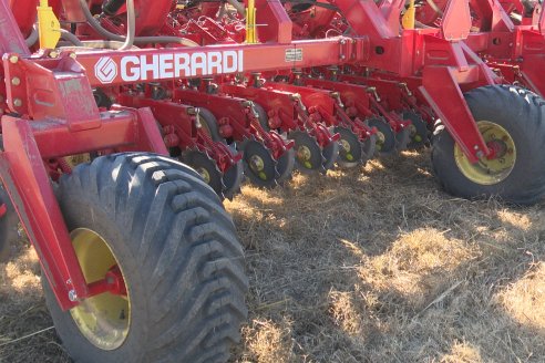 Presentación Sembradora Gherardi G 900 Air Planter - Brondi Maquinarias - Campo Flia. Broder - Distrito Tala, E.Ríos