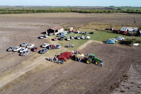 Presentación Sembradora Gherardi G 900 Air Planter - Brondi Maquinarias - Campo Flia. Broder - Distrito Tala, E.Ríos