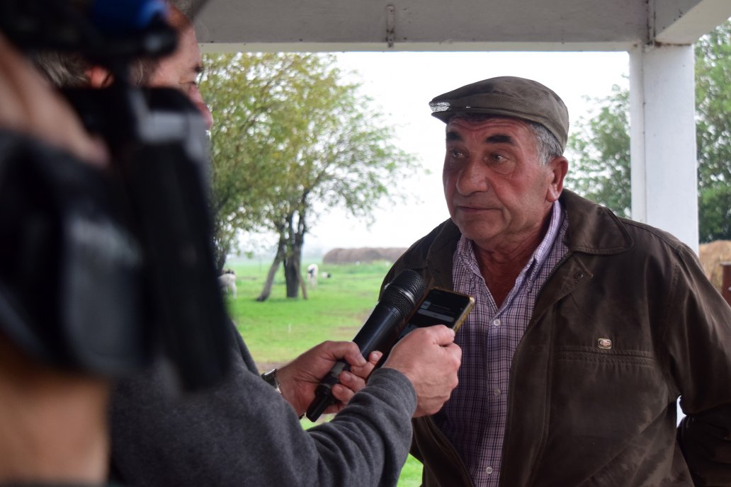 Omar Bressan produce riquezas muy cerca de Paraná, en San Benito.