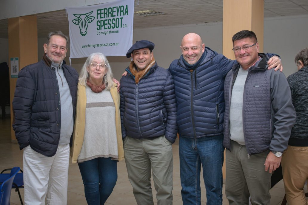 Equipo de Campo en acción de visita a Federal