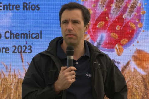 Jornada a Campo de Sumitomo-Chemical y Agrofe Campo - Presentación de Excalia Max en Victoria