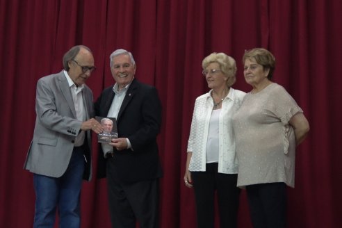 Presentación del Libro de Egidio Luis Jacobi en Crespo: 