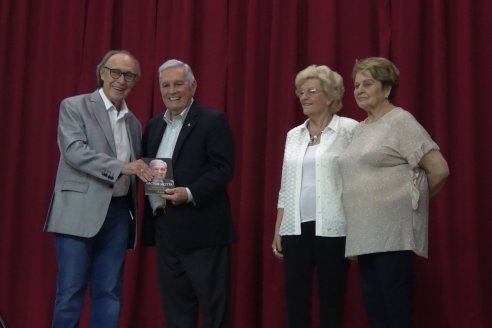 Presentación del Libro de Egidio Luis Jacobi en Crespo: 