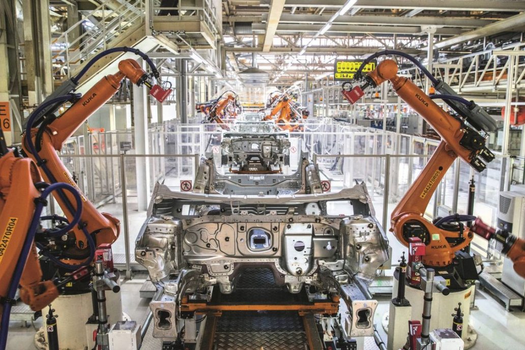 El empleo industrial se desplomó 14,3% por la caída de la producción El empleo industrial se desplomó 14,3% por la caída de la producción