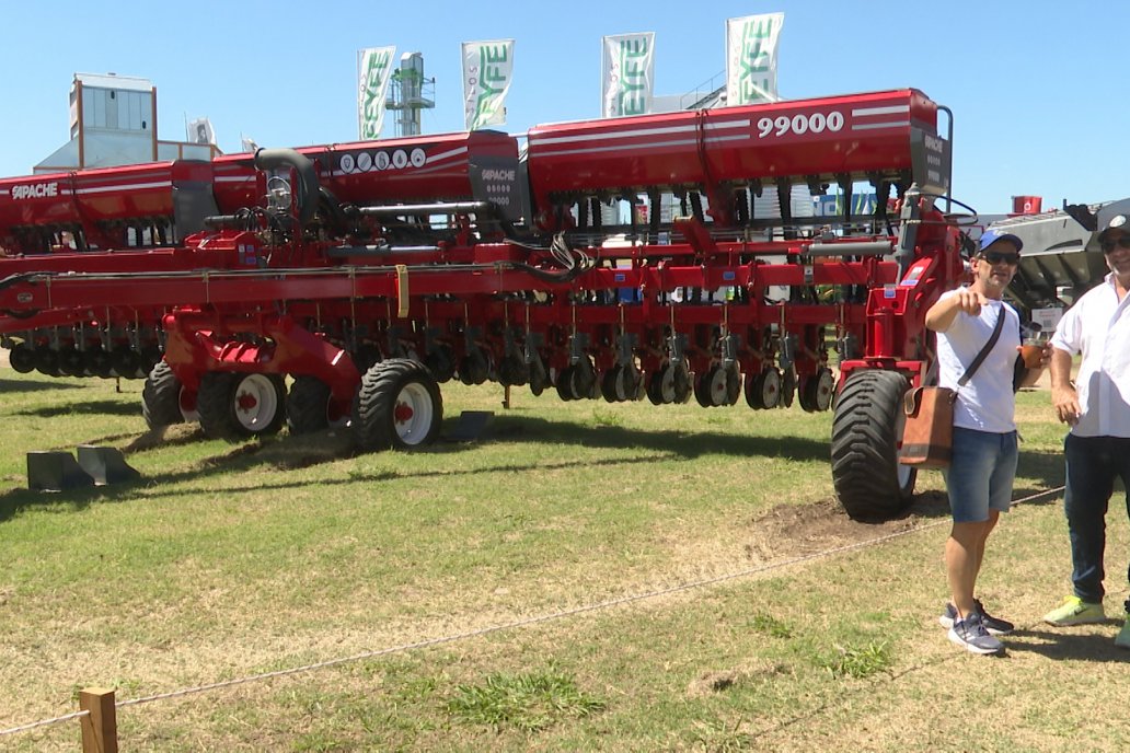 Apache, la marca oficial de sembradoras en Expoagro. Apache, la marca oficial de sembradoras en Expoagro.