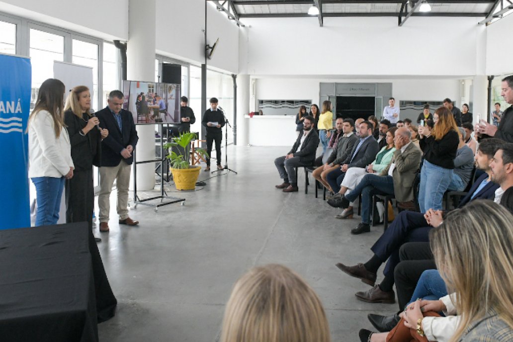 La iniciativa se presentó en la Sala Mayo, encabezada por la intendenta. La iniciativa se presentó en la Sala Mayo, encabezada por la intendenta.