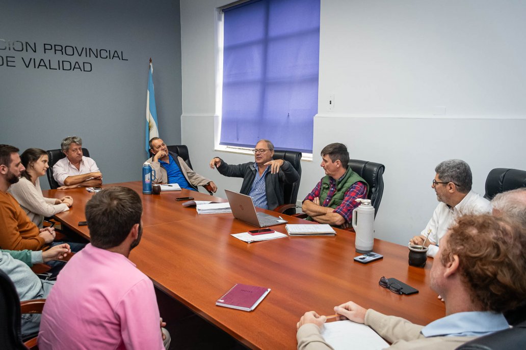 Alfredo Bel y Gustavo Oertlin dieron pautas de la iniciativa oficial.