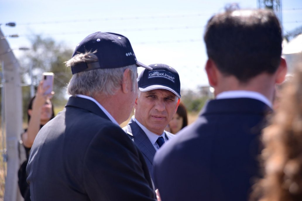 El gobernador Claudio Poggi encabezó el acto.