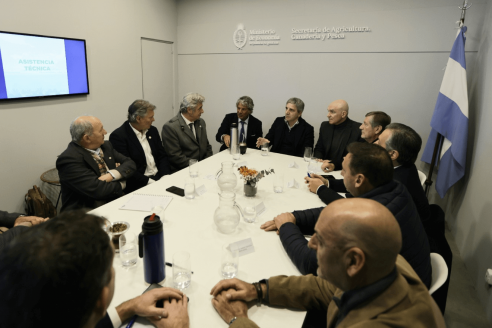Almuerzo de Caputo con los jefes del agro: la promesa de quitar impuestos sigue justo en eso
