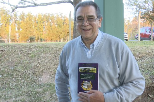 Emotivo reencuentro al presentar el libro sobre la rica historia de la facultad de Ciencias Agropecuarias