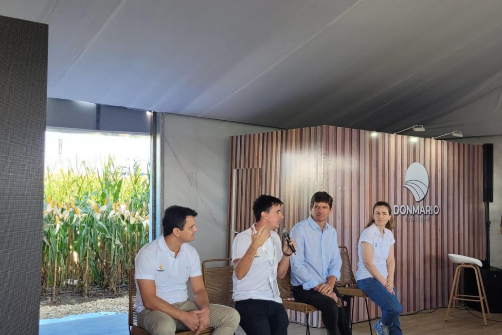 De izq. a der.: Sebastián Ríos - Patricio Munilla- Gonzalo Uranga- Laura Lazara De izq. a der.: Sebastián Ríos - Patricio Munilla- Gonzalo Uranga- Laura Lazara