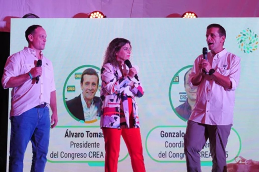 Los Congresos CREA se realizan cada tres años Los Congresos CREA se realizan cada tres años
