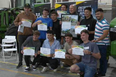 Agronorte Paraná: Colación Primer Experiencia del Programa Intensivo de Capacitación Técnicas para Juniors (PICTA)