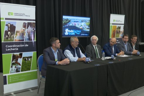 Presentación de TODO LACTEA - Centro Provincial de Convenciones - Paraná, E.Ríos