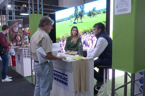 Luisina Laporta: "Para Agrolac es muy bueno participar en exposiciones de este calibre"