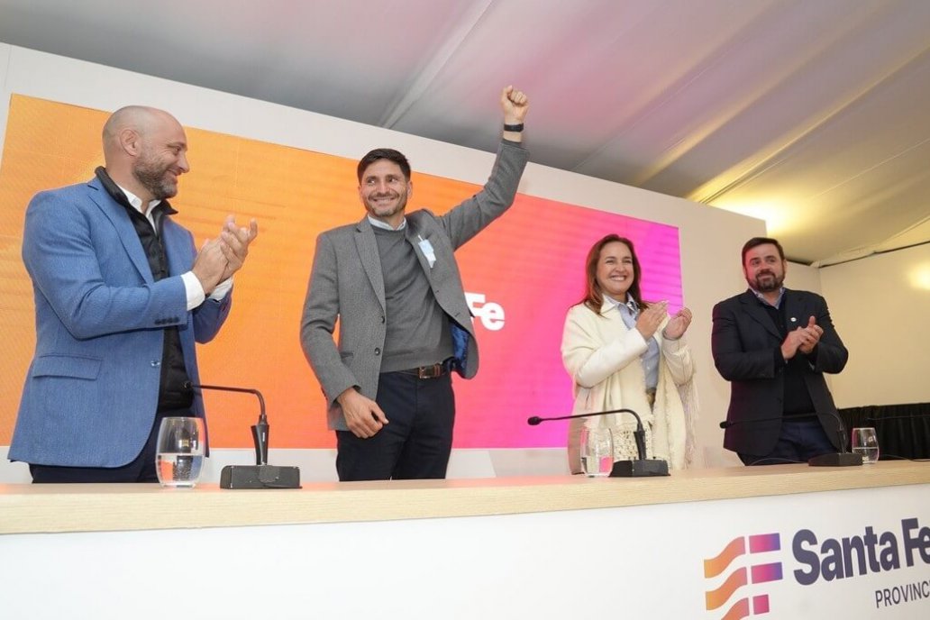 El gobernador anfitrión, Maximiliano Pullaro, presentó el CIM en Agroactiva. El gobernador anfitrión, Maximiliano Pullaro, presentó el CIM en Agroactiva.