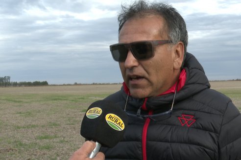 Weinbaur S.A. - Demostración Técnica a Campo para presentar a la Pulverizadora MF535R