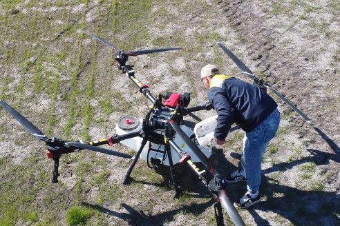 Bianchini Presición en Agricultura - Presentación a Campo de los drones XAG ATLAS en San Salvador