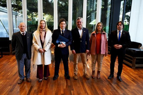 La Mesa de Enlace se reunió en la Rural con el presidente Milei y se llevó la promesa de seguir hablando