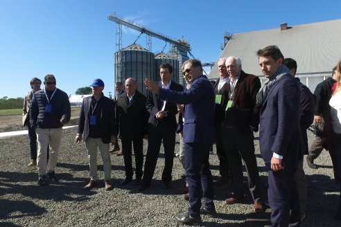 Inauguración Puerto de LDC en Santa Elena, Entre Ríos