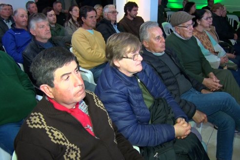 Acto de Certificación certificación a 51 ganaderos de los departamentos Diamante, Paraná y Nogoyá en Coop. La Ganadera