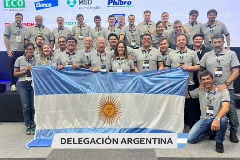 Feller participó del Seminario Hy Line con una nutrida delegación