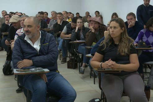 Jornadas de Capacitación Profesional para ASESORES FITOSANITARIOS 2025 - FCA UNER en Oro Verde