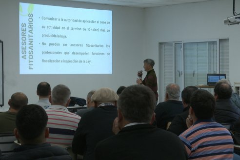 Jornadas de Capacitación Profesional para ASESORES FITOSANITARIOS 2025 - FCA UNER en Oro Verde