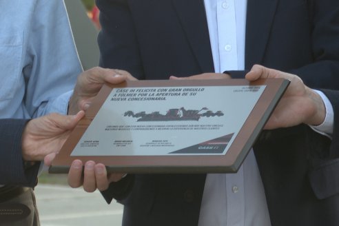 Inauguración de Nueva Casa Central de Folmer CaseIH en Crespo