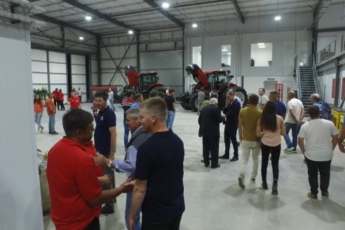 Inauguración de Nueva Casa Central de Folmer CaseIH en Crespo