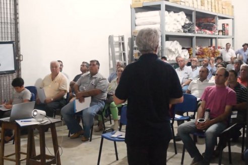 Charla Técnica y Despedida de Año en Veterinaria Hernandez, Federal