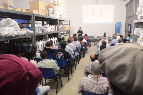 Charla Técnica y Despedida de Año en Veterinaria Hernandez, Federal