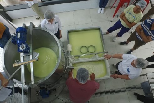 8° Curso de Realización de Quesos en el Centro de Capacitación Agrolac Paraná