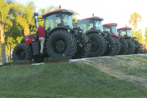 MB Maquinarias: Presentación Oficial de los Tractores Traxtor en Gral. Ramiez