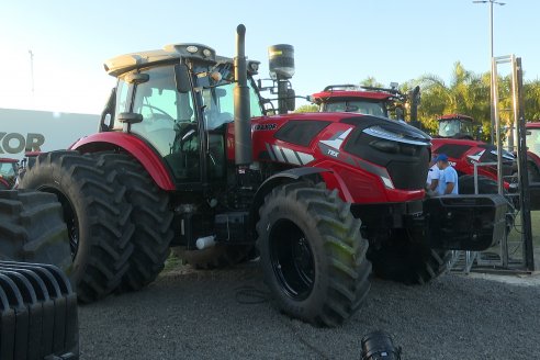 MB Maquinarias: Presentación Oficial de los Tractores Traxtor en Gral. Ramiez