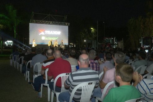 MB Maquinarias: Presentación Oficial de los Tractores Traxtor en Gral. Ramiez