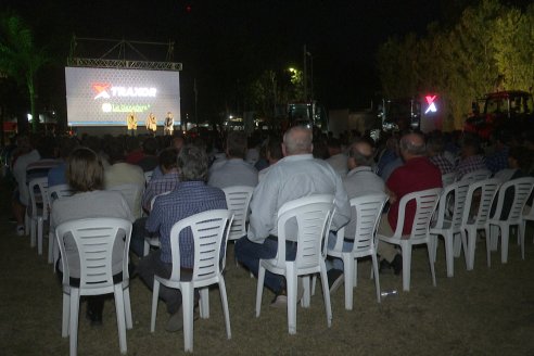 MB Maquinarias: Presentación Oficial de los Tractores Traxtor en Gral. Ramiez
