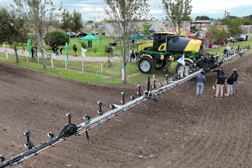 Trabajando en conjunto dan visibilidad al potencial del cultivo de carinata en el centro-este santafesino