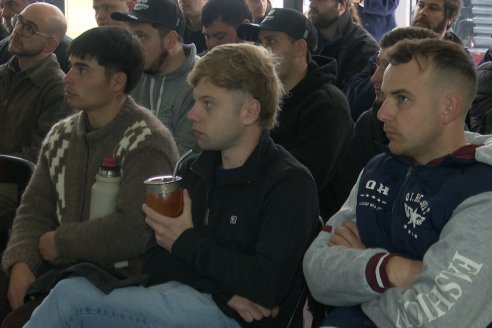 Jornada de Capacitación de MB Maquinarias: Precision al vuelo - Gira tecnológica de aplicacion con drones