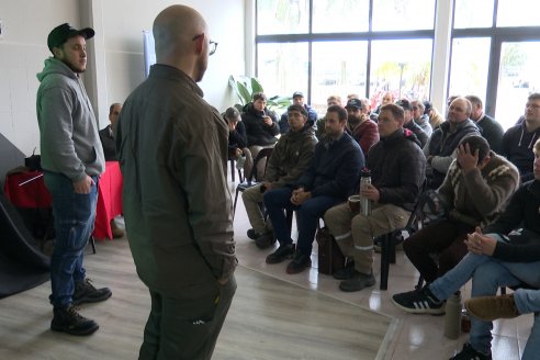 Jornada de Capacitación de MB Maquinarias: Precision al vuelo - Gira tecnológica de aplicacion con drones