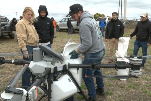Jornada de Capacitación de MB Maquinarias: Precision al vuelo - Gira tecnológica de aplicacion con drones