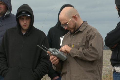 Jornada de Capacitación de MB Maquinarias: Precision al vuelo - Gira tecnológica de aplicacion con drones