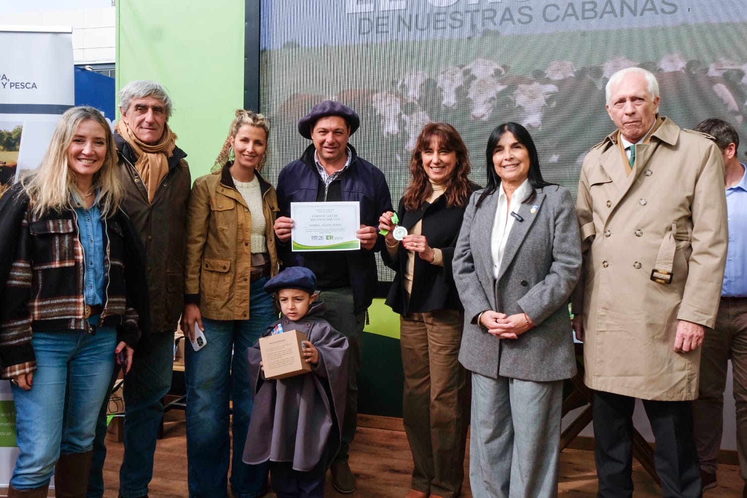Emotiva entrega de distinciones a los cabañeros de Entre Ríos en Palermo
