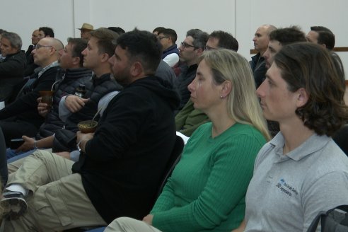 IRRIGATIO Riego & Energia: Jornada de Riego y Nutrición por goteo subterraneo en Villaguay