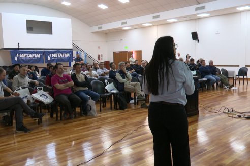 IRRIGATIO Riego & Energia: Jornada de Riego y Nutrición por goteo subterraneo en Villaguay