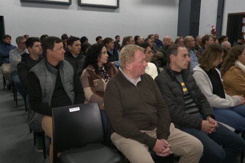 Jornada Caminos y Territorio en Crespo